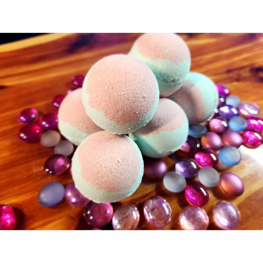 Warm & Cozy Bath Bombs (holiday bomb)